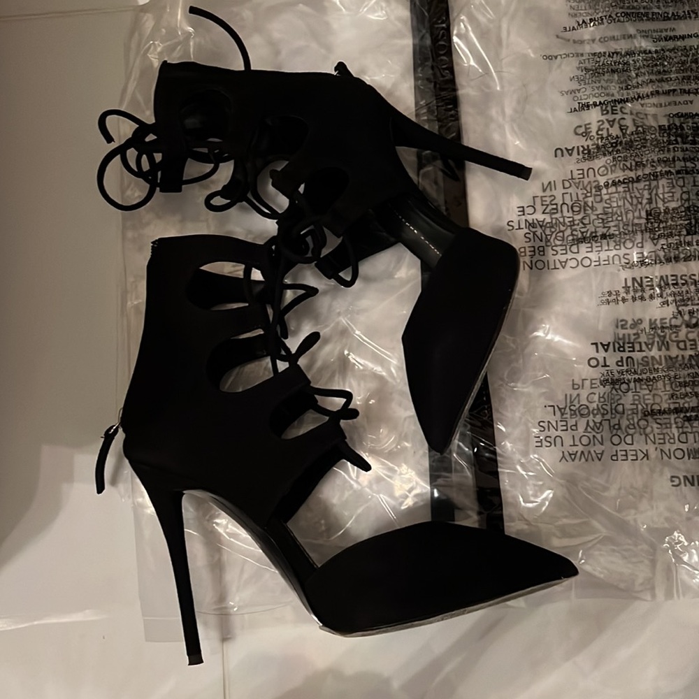 Giuseppe Zanotti lace up heels in size 35 - Picture 4 of 5